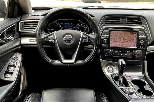 2021 Nissan Maxima SV