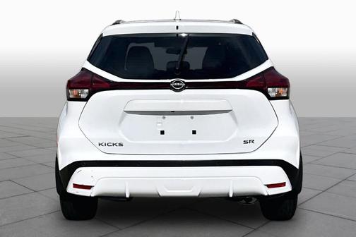 Fresh Powder 2023 Nissan Kicks SR