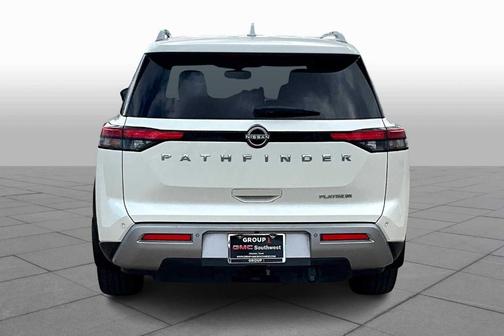 2022 Nissan Pathfinder Platinum