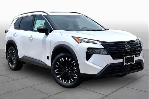 Everest White Pearl Tricoat 2026 Nissan Rogue Dark Armor