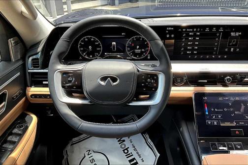 2025 INFINITI QX80 SENSORY