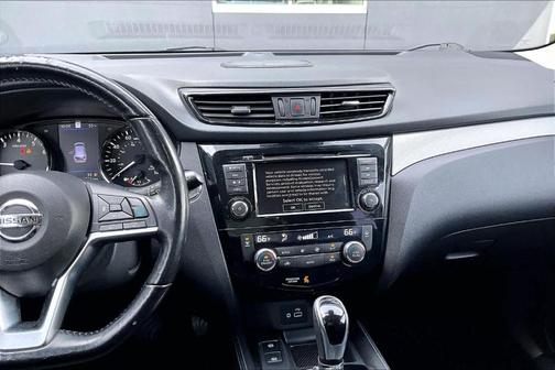 2020 Nissan Rogue Sport SL