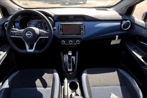 Gun Metallic 2025 Nissan Versa 1.6 SV