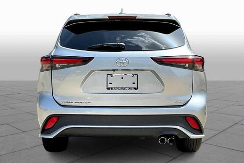 2024 Toyota Highlander XSE