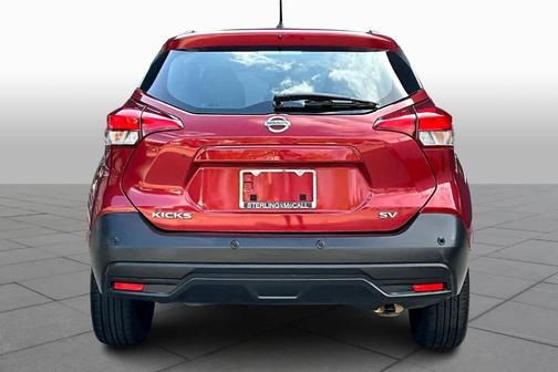 2020 Nissan Kicks SV