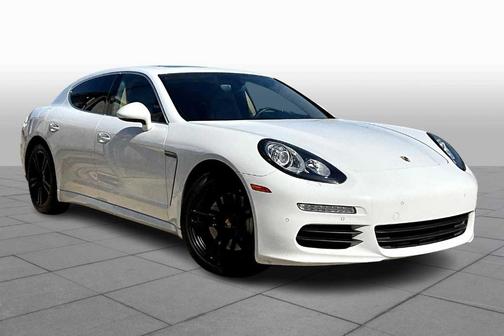 2015 Porsche Panamera S
