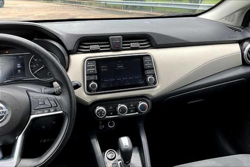 2021 Nissan Versa 1.6 SV