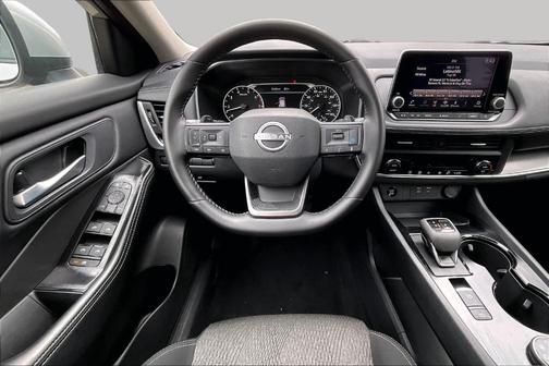 Brilliant Silver Metallic 2025 Nissan Rogue SV