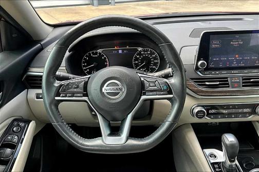 2022 Nissan Altima 2.5 SL