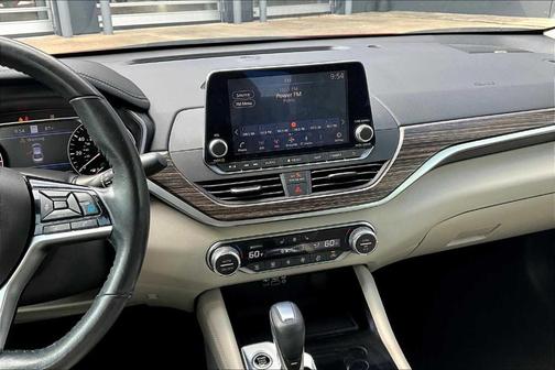 2022 Nissan Altima 2.5 SL