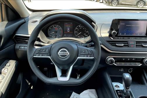 2022 Nissan Altima 2.5 S
