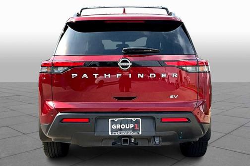 2022 Nissan Pathfinder SV