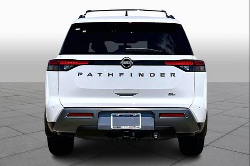 Everest White Pearl Tricoat 2026 Nissan Pathfinder SL