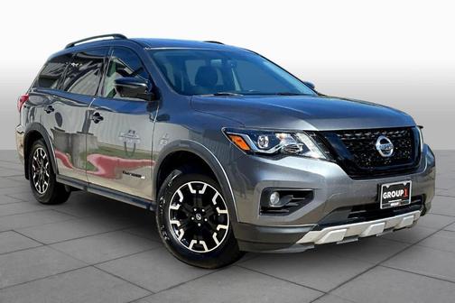2020 Nissan Pathfinder SL