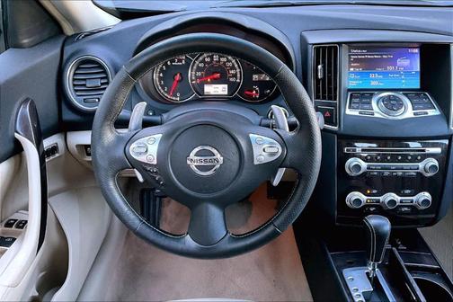 2014 Nissan Maxima SV