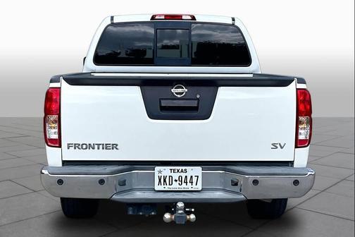 Glacier White 2016 Nissan Frontier SV