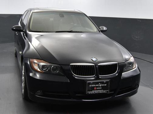 Photo 3 of 32 of 2006 BMW 330 i