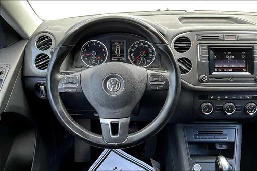 2016 Volkswagen Tiguan S
