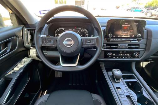 2025 Nissan Pathfinder S