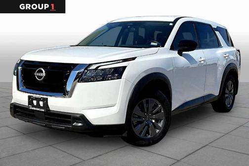 2025 Nissan Pathfinder S