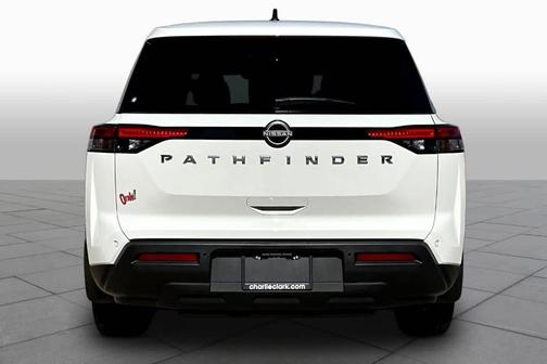 2025 Nissan Pathfinder S