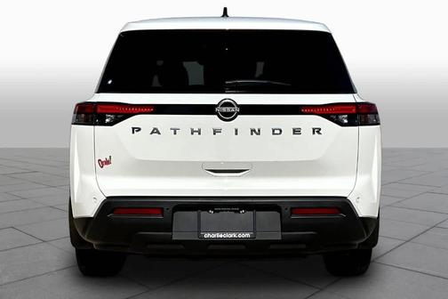 2025 Nissan Pathfinder S