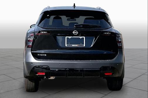 Super Black 2026 Nissan Kicks SV