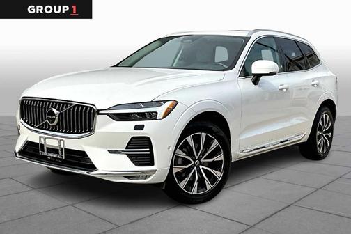 2023 Volvo XC60 B5 Plus Bright Theme
