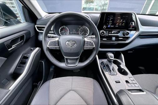 2025 Toyota Highlander Limited