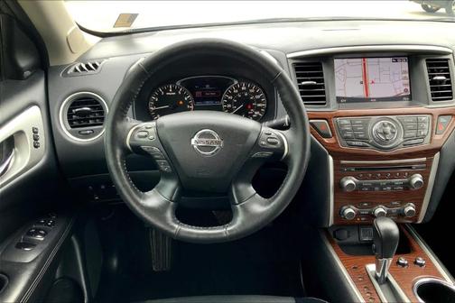 2020 Nissan Pathfinder Platinum