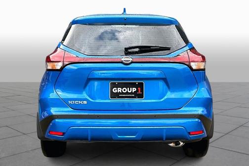 2024 Nissan Kicks S