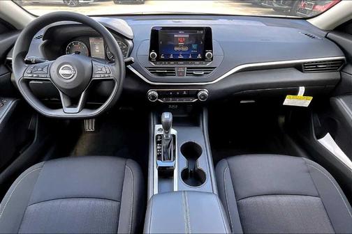 2025 Nissan Altima S