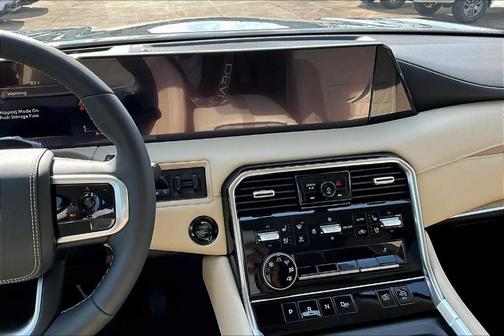 2025 Nissan Armada Platinum Reserve