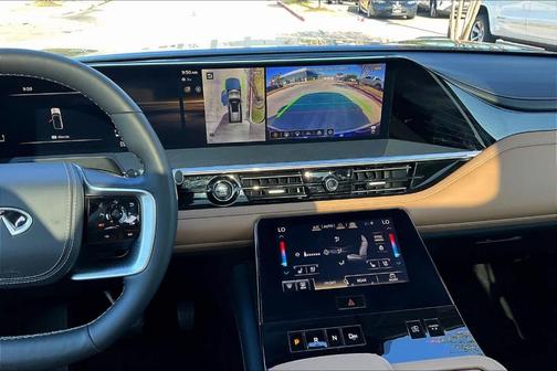 2025 INFINITI QX80 SENSORY