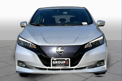Brilliant Silver Metallic 2024 Nissan Leaf SV PLUS