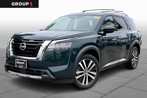 2023 Nissan Pathfinder Platinum