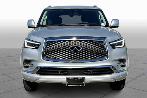 2022 INFINITI QX80 Luxe