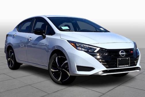 2025 Nissan Versa 1.6 SR