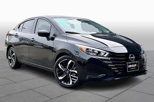 2025 Nissan Versa 1.6 SR