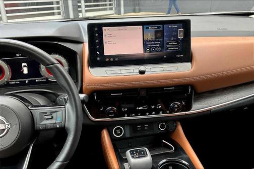 2024 Nissan Rogue Platinum