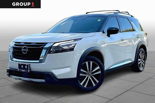 2023 Nissan Pathfinder Platinum