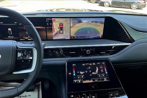 2025 INFINITI QX80 SENSORY