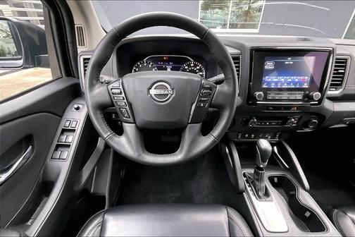 2024 Nissan Frontier SL