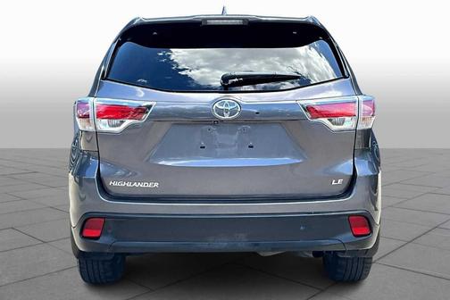 2015 Toyota Highlander LE