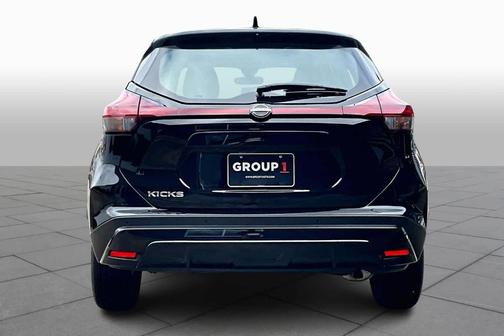 2025 Nissan Kicks Play S