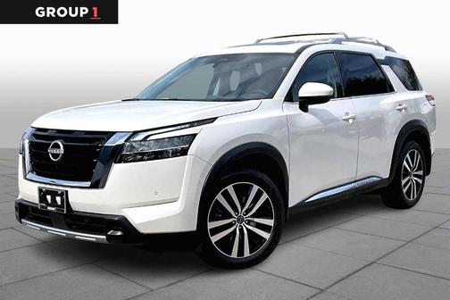2024 Nissan Pathfinder Platinum