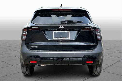 Super Black 2026 Nissan Kicks SV
