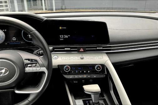 2021 Hyundai ELANTRA Limited