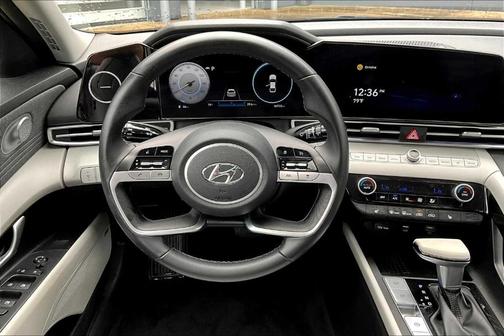 2021 Hyundai ELANTRA Limited