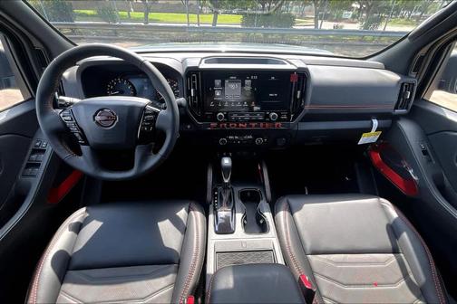 2025 Nissan Frontier PRO-X